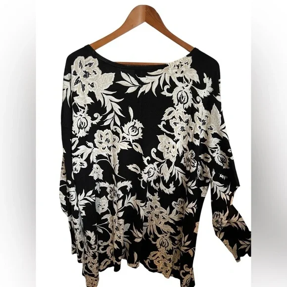 JM Collection Women's Size 3X Asymmetrical Hem Scoop Neck Long Sleeve Sweater - Picture 5 of 7